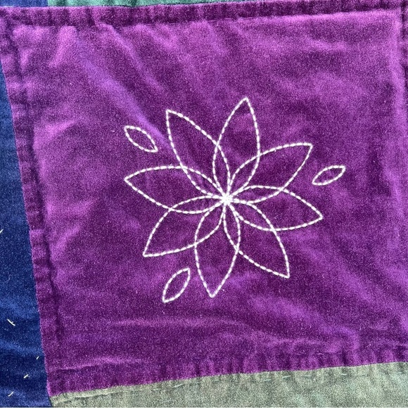 Boho Velvet Patchwork Embroidered Throw Blanket Colorblock Floral 49x60 FLAWS - Picture 6 of 16